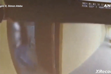 Un frame del filmato della bodycam della polizia