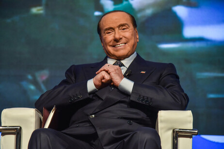 Avvocato Corte Ue, "annullare decisione Bce contro Berlusconi"